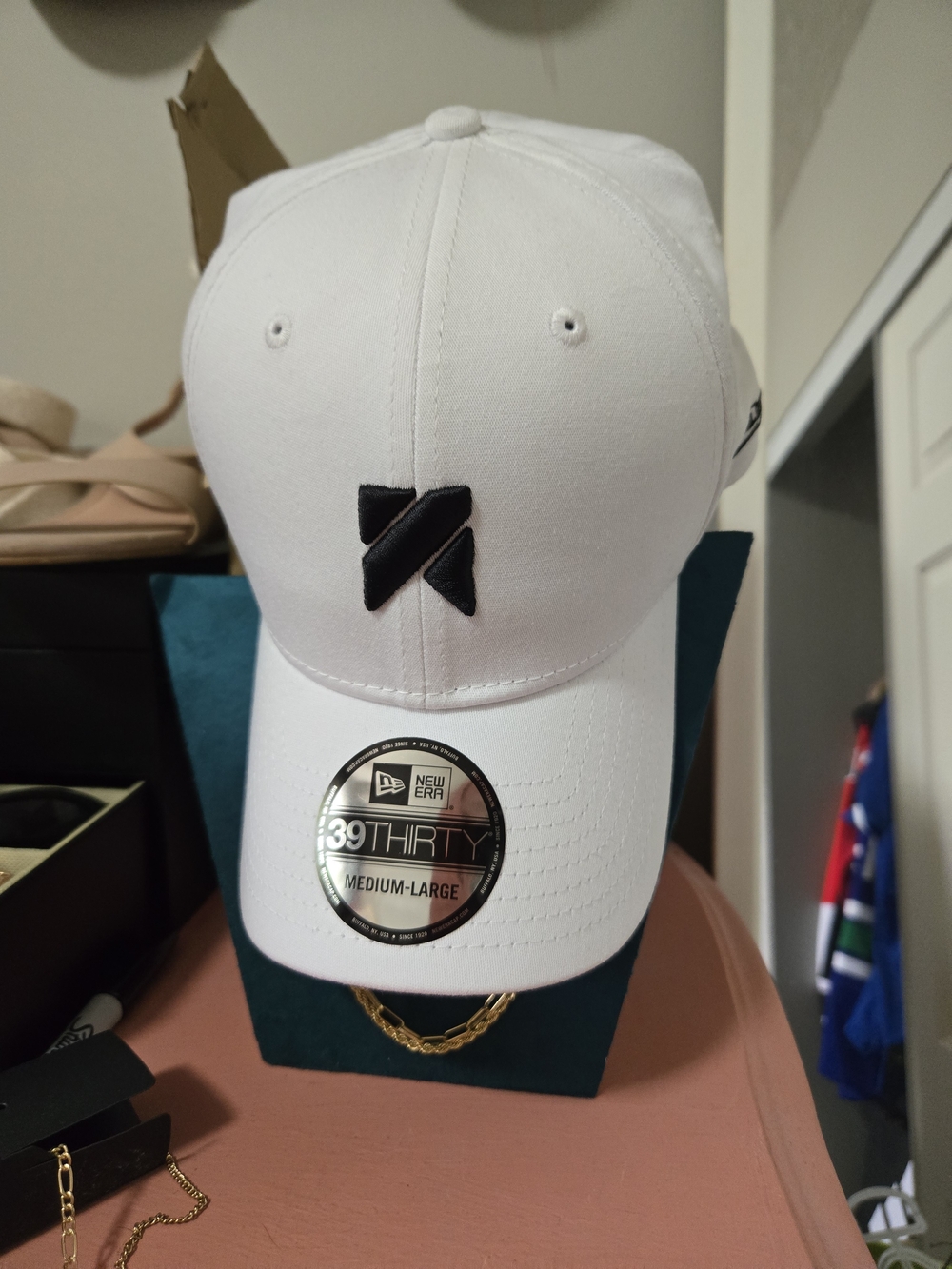 New Era 39THIRTY White Baseball Cap with Black Logo